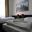 Carlton Hotel