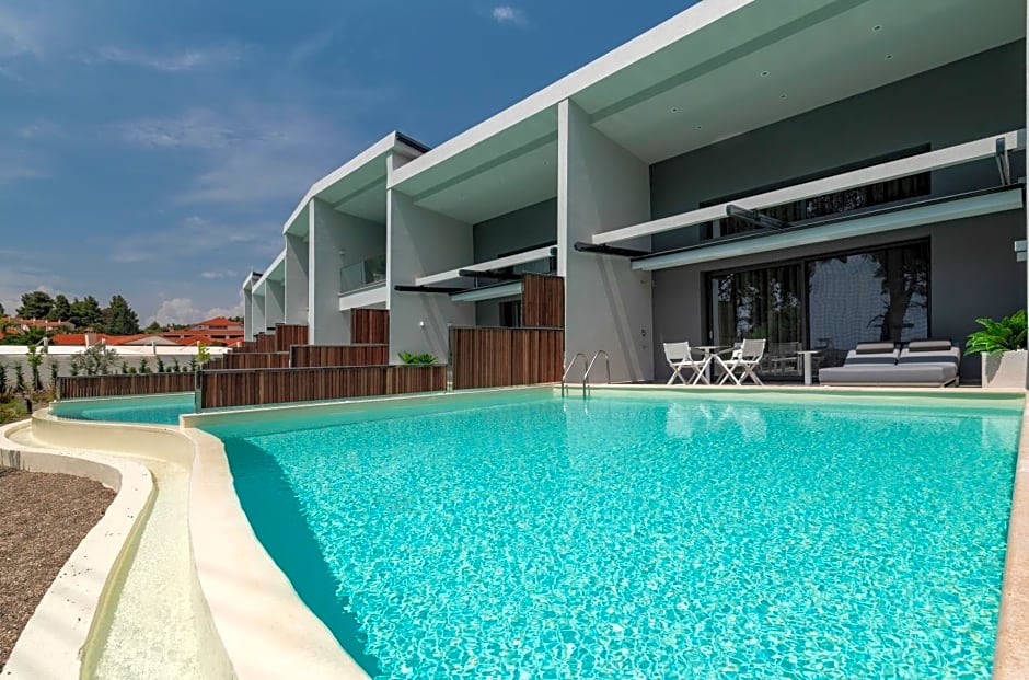 Lagomandra Luxury Suites with Private Pools