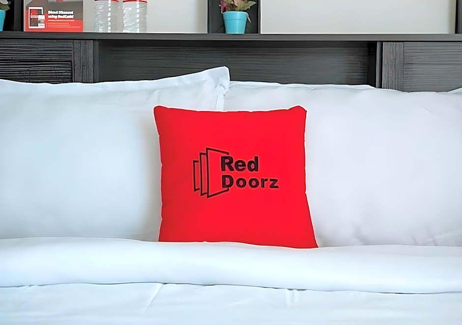 RedDoorz @ Pag Asa Rawis Legazpi