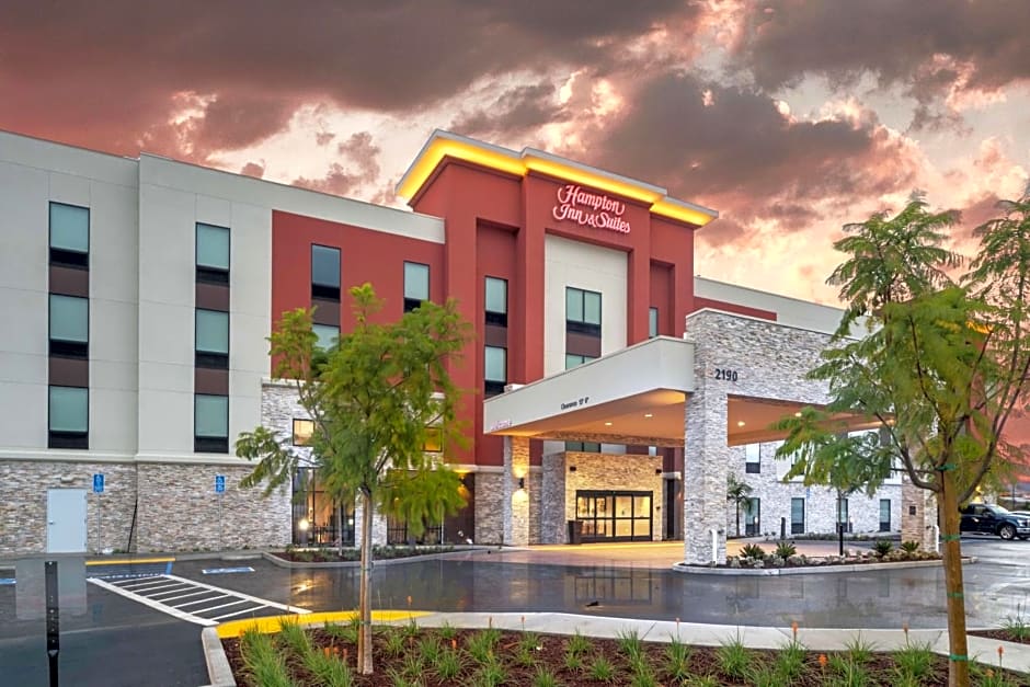 Hampton Inn By Hilton & Suites Santa Maria