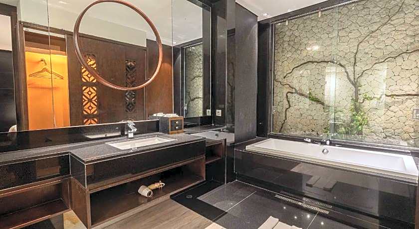 The Sterling Uluwatu