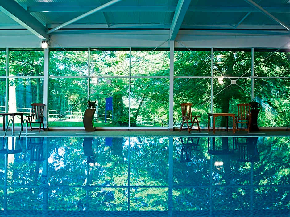 Macdonald Houstoun House