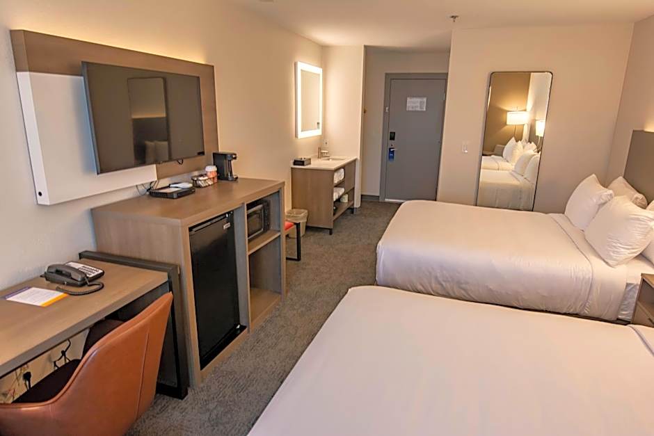 Comfort Inn Battle Mountain - Midway Between Elko and Winnemucca