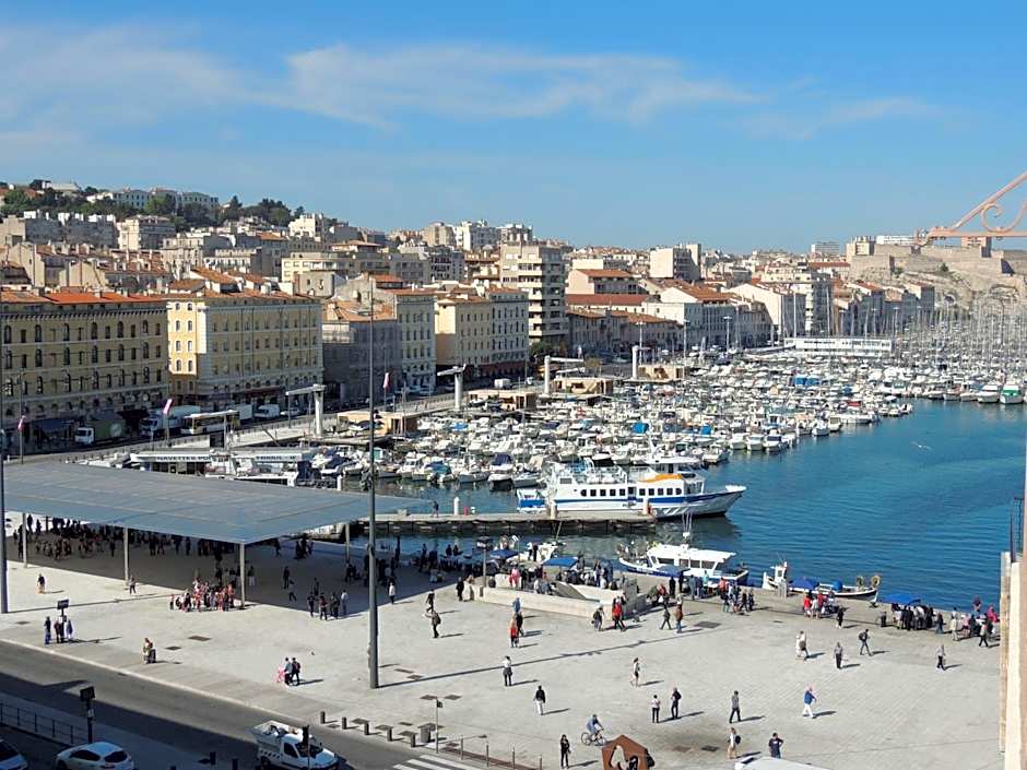 Escale Oceania Marseille Vieux Port