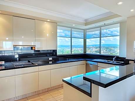 3 Bedroom Executive Apartment