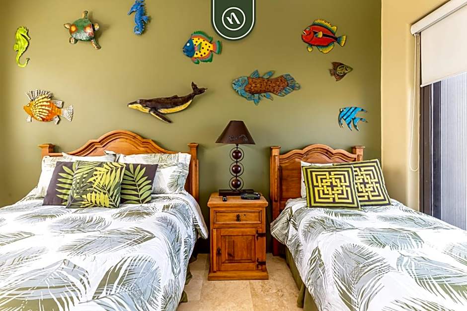 2BR Condo - Private Patio - Ocean View
