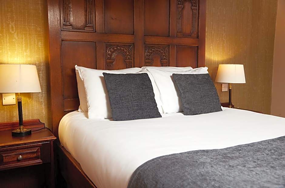 Fieldhead Hotel by Greene King Inns