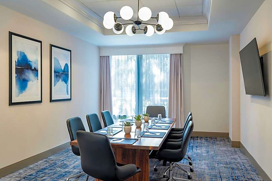 Delta Hotels by Marriott™ Jacksonville Deerwood