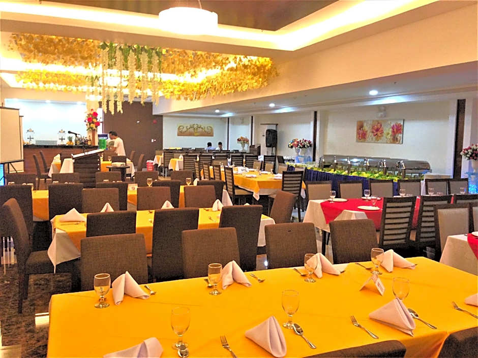 Treasure Island Hotel With Mini Water Adventure