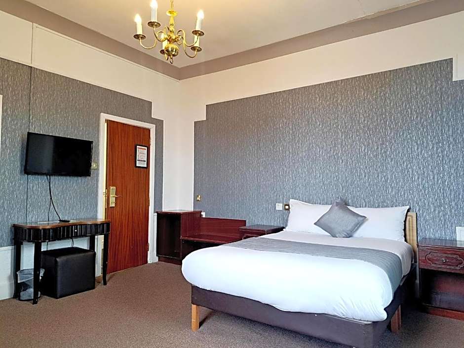 The Scarisbrick Hotel