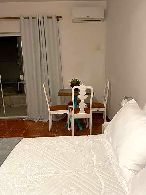 Casa com piscina em Piratininga