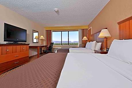 Queen Room with Two Queen Beds - Non-Smoking