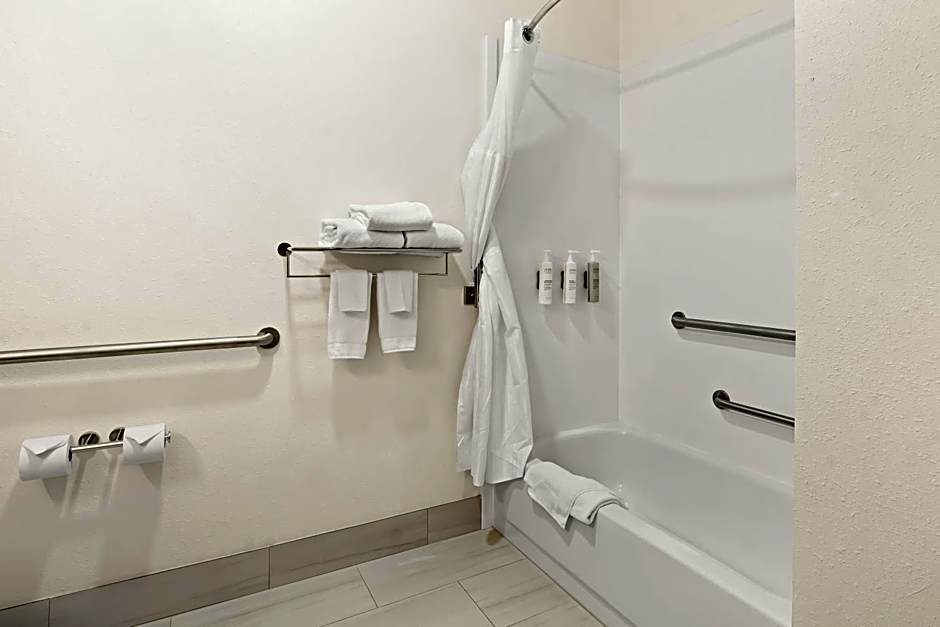 Spark by Hilton Moline Quad Cities
