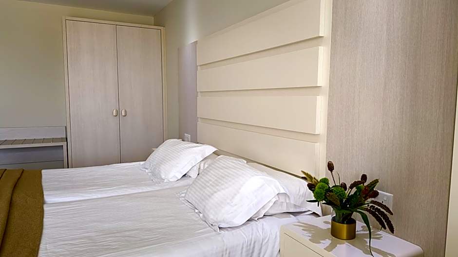 Tasia Maris Beach Hotel - Adults Only