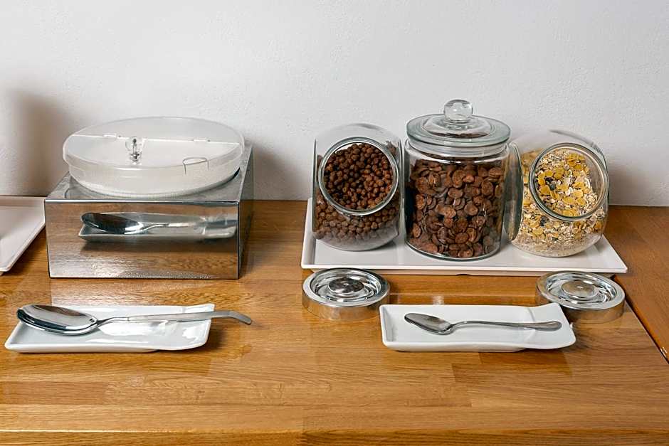 Nana Angela Apartments