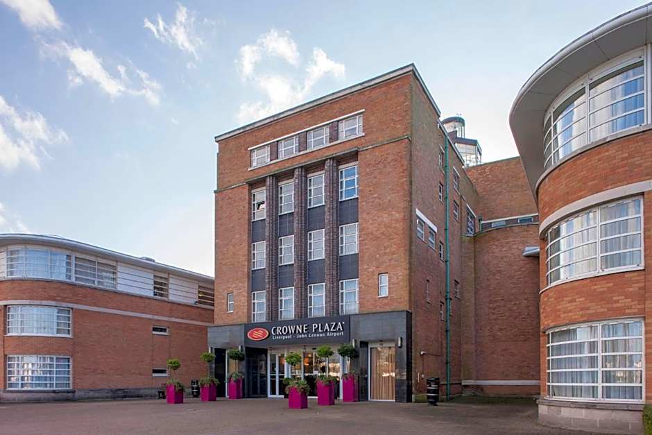 Crowne Plaza Liverpool - John Lennon Airport By IHG