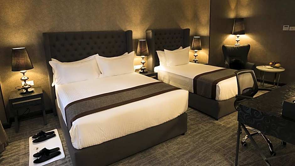 1969 Business Suites