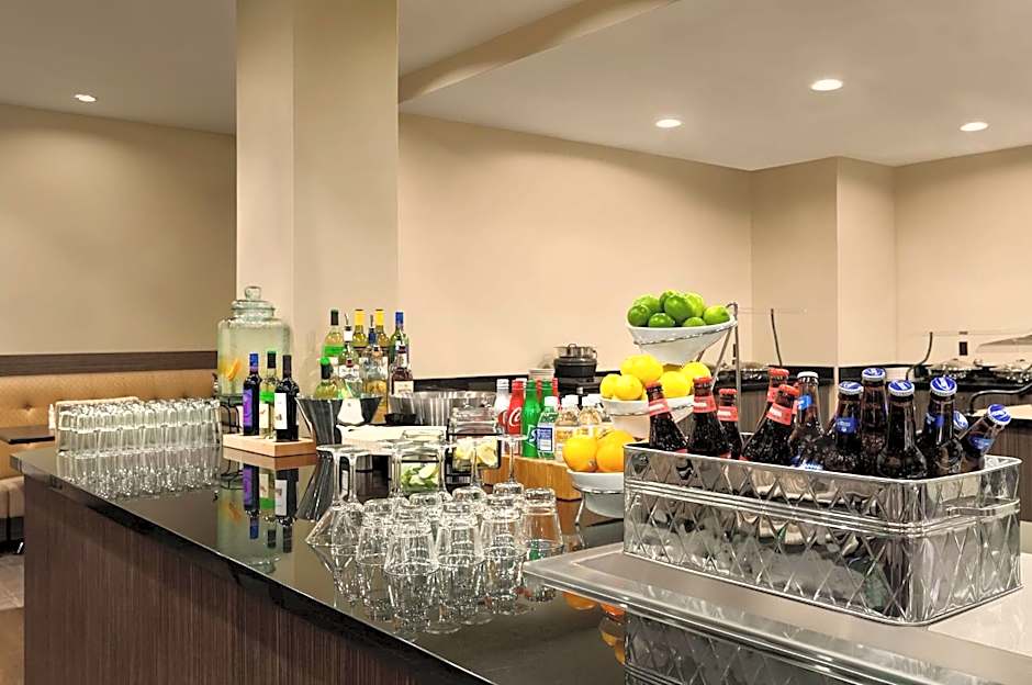 Embassy Suites By Hilton Salt Lake / West Valley City