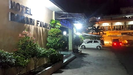 Bahari Family Hotel