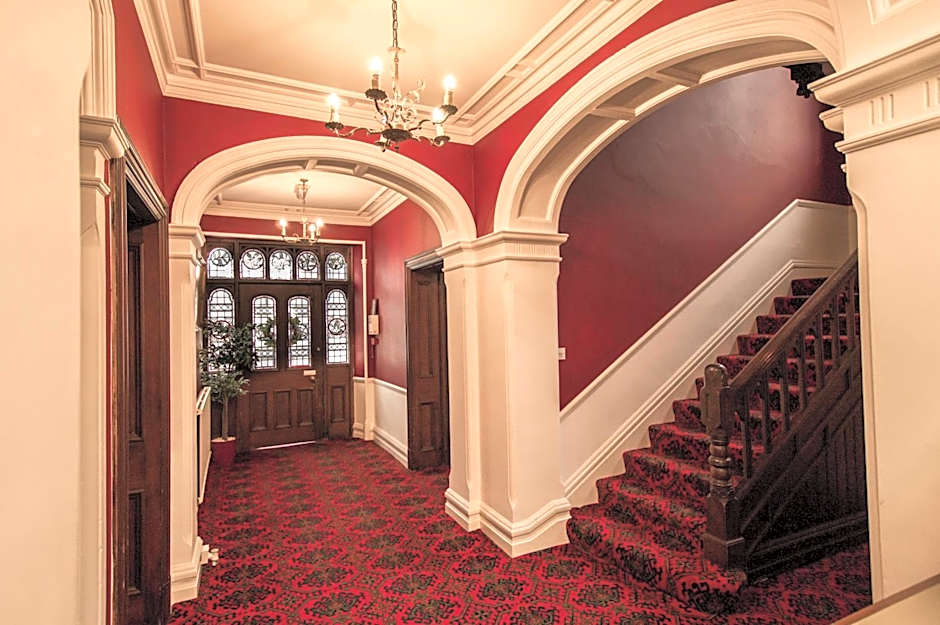 Elim Bank Guest House