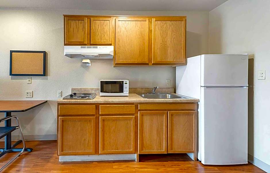 Extended Stay America Select Suites - Oklahoma City - Norman