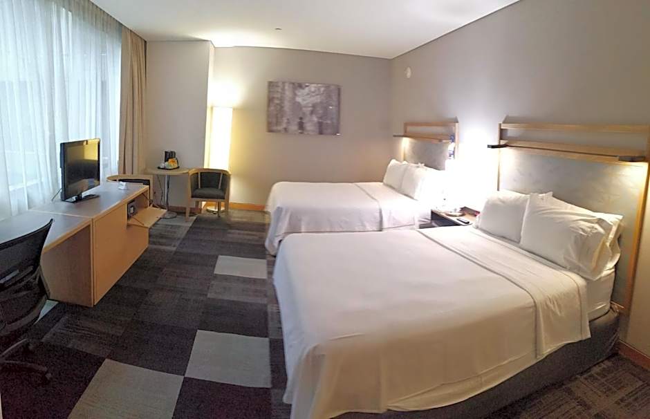 Holiday Inn Express Mexico Reforma By IHG
