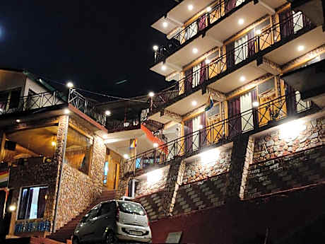 Ashtapad Saamaayik Resort