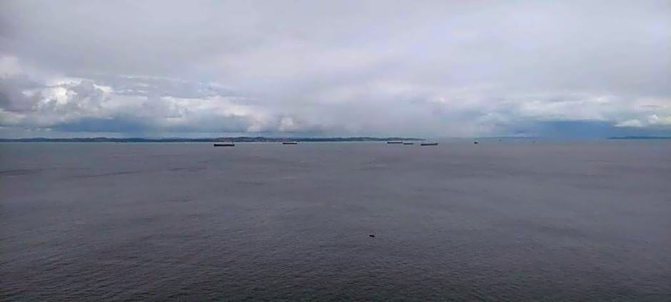 Sol Victoria Marina Flat