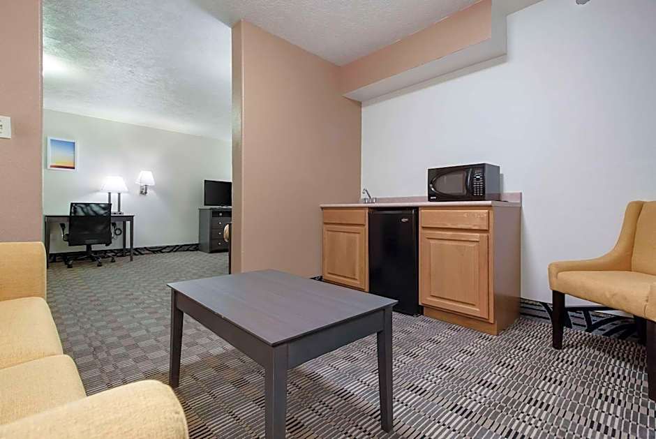 Quality Inn & Suites