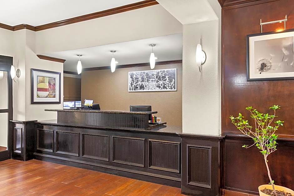 Sleep Inn & Suites Bush Intercontinental - IAH East