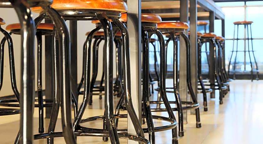 Livinn Hostel City Center Surabaya