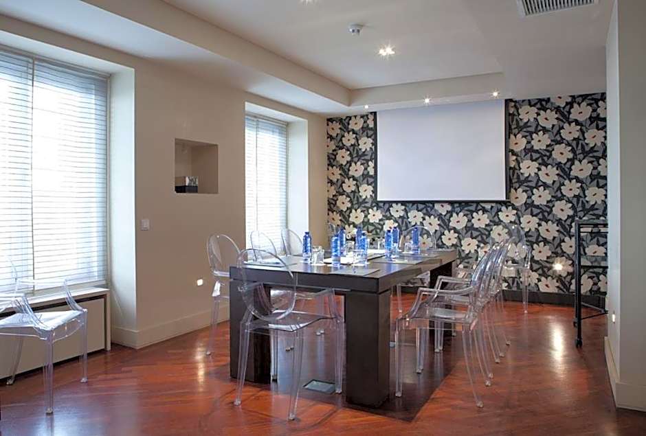 Hotel Moderno Puerta del Sol