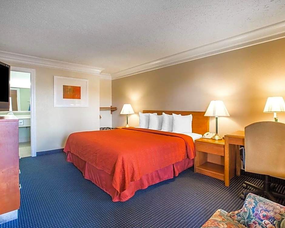 Quality Inn Dalton