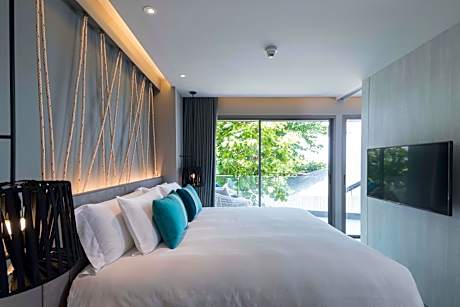 Family Room ( 24 Hours Use of Room )