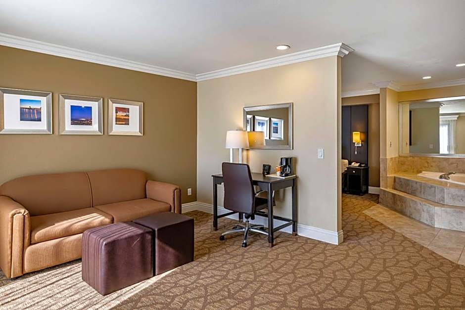 Comfort Suites San Clemente Beach