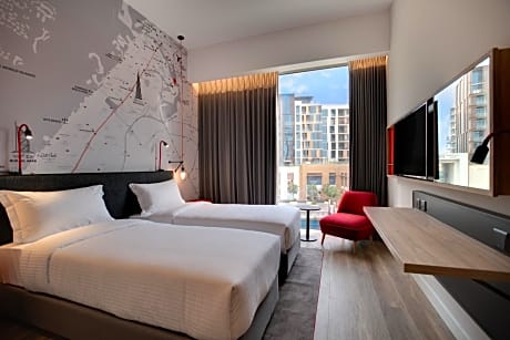Superior Room Canal View Twin (Includes 15% Off F&B and Shuttle Service to Festival City Mall)