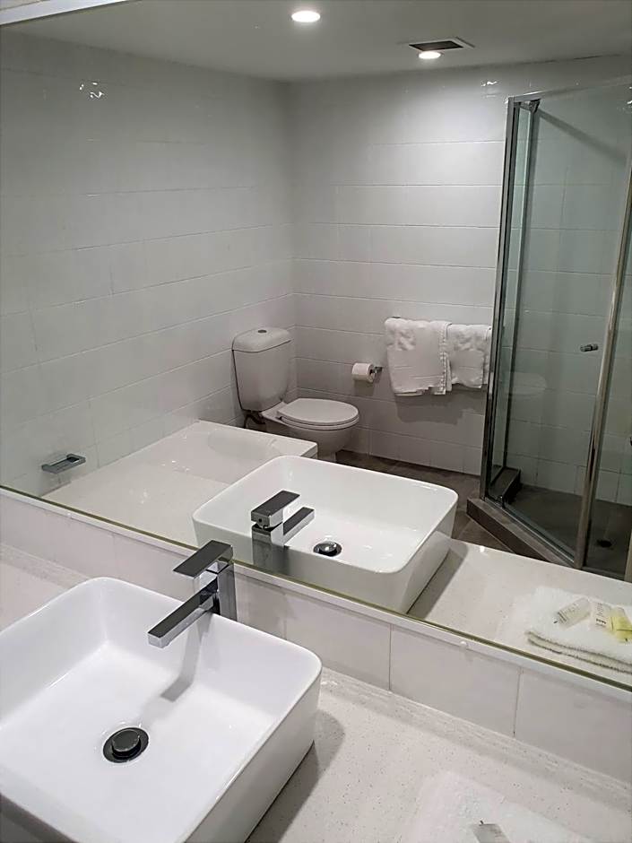 Kirra Beach Apartments