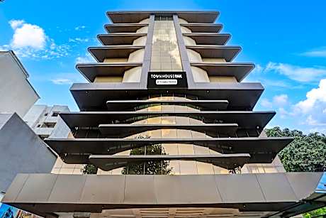 Super Townhouse Oak Ramdaspeth Downtown