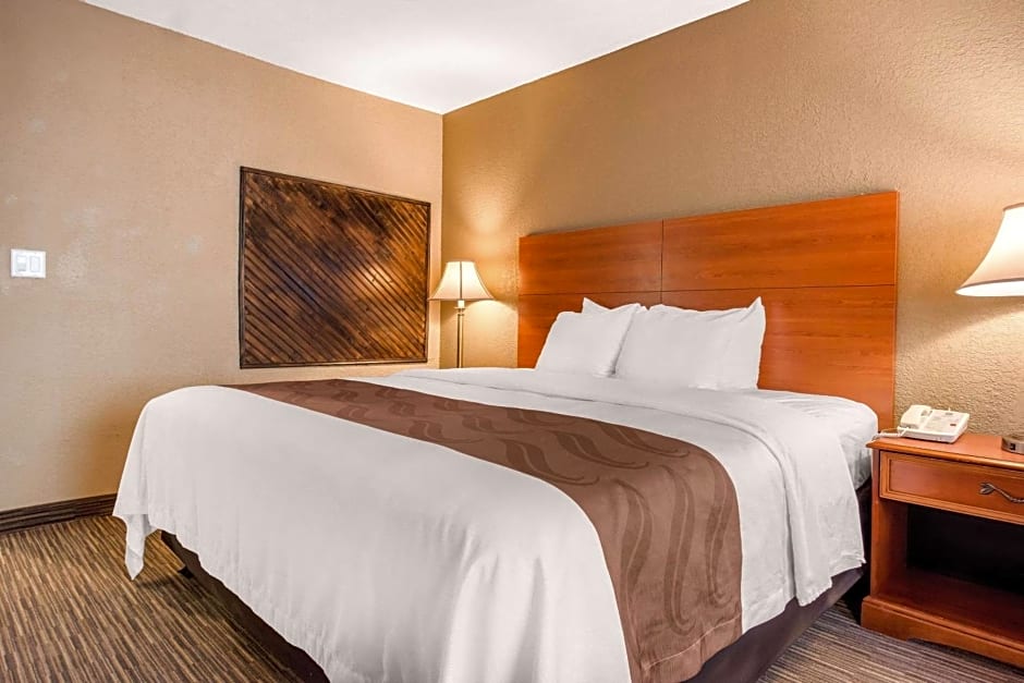 Quality Inn New Castle