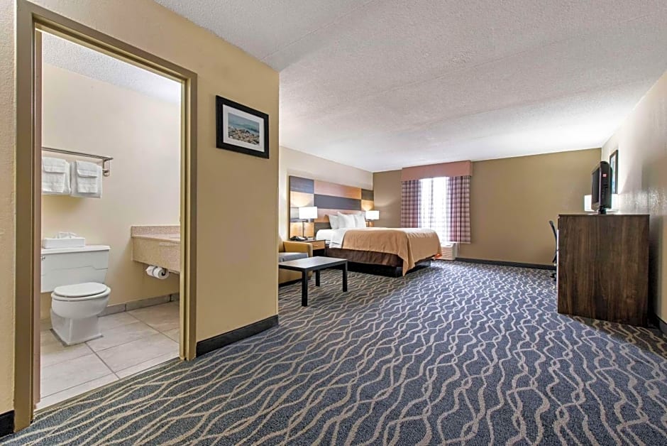Quality Inn & Suites Lafayette I-65