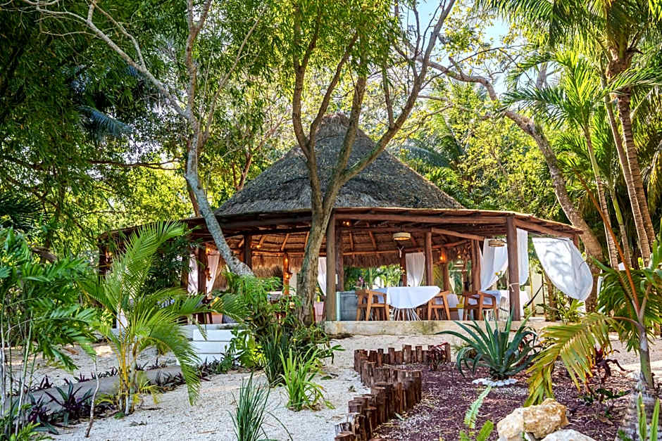 Mikasa Bacalar Hotel Boutique, Lagoon Front