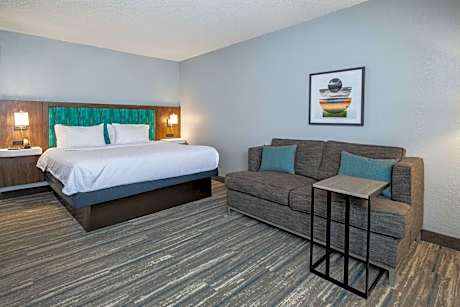 King Studio Suite with Sofa Bed - Non-Smoking