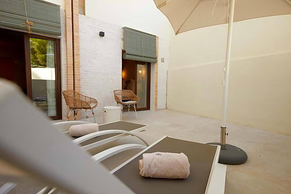 Belle Marivent Mediterranean Petit Hotel