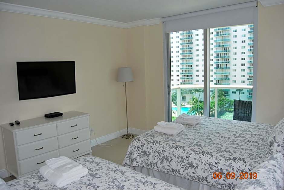 Ocean Reserve Piso 7 STR-310