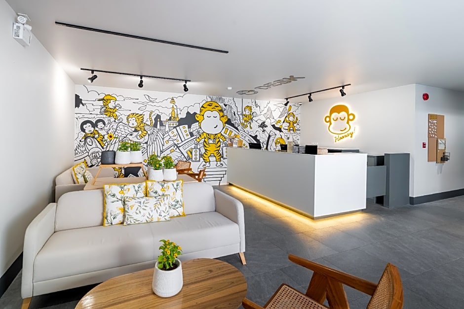 Blu Monkey Hub and Hotel Krabi Town