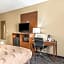 Quality Inn & Suites Hendersonville - Flat Rock