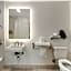Best Western Plus LA Mid-Town Hotel