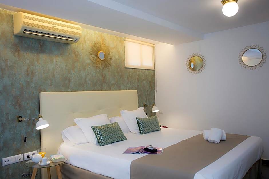 SingularStays Botanico 29 Rooms