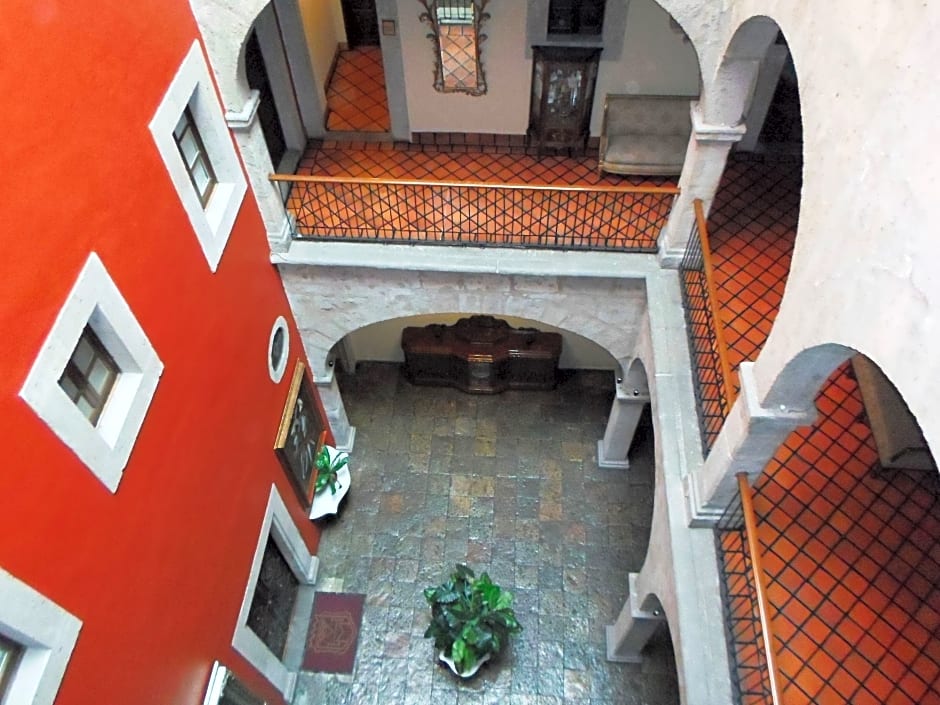 Hotel Virrey De Mendoza
