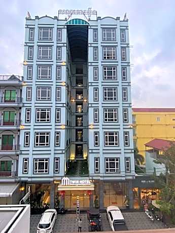 Twin Hotel